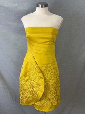 Julian Joyce Mandalay Yellow Embroidered Strapless Cocktail Dress 6 Party Prom